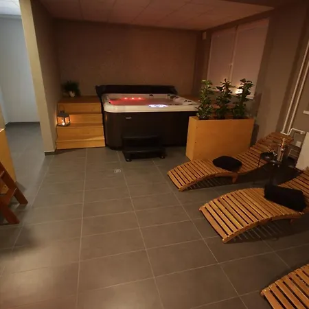 Banik 3*